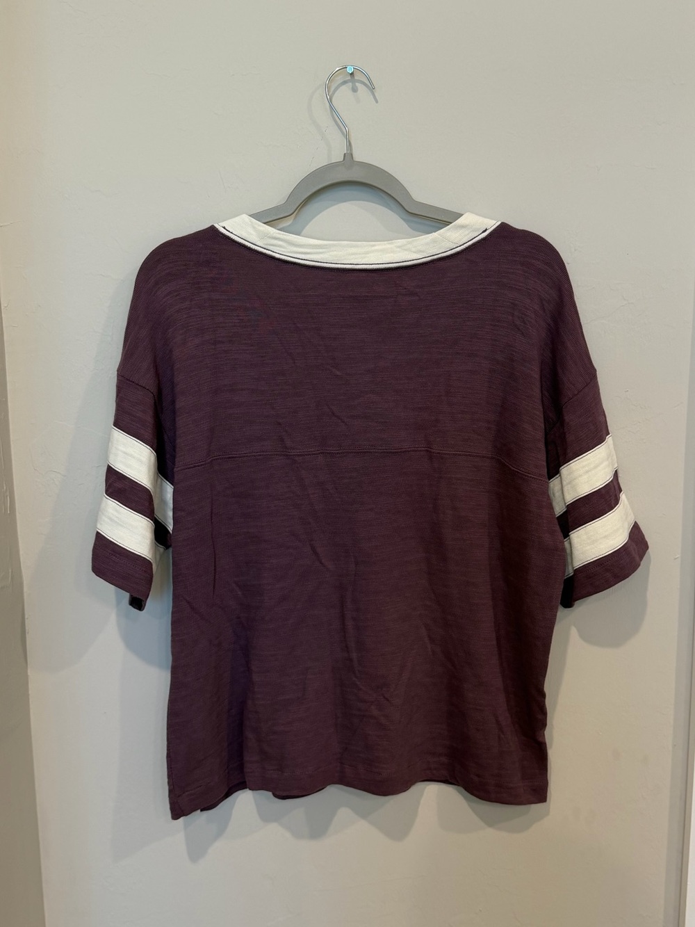 Faherty Sunwashed Varsity Short Sleeve T-shirt Size Medium - Picture 4 of 4
